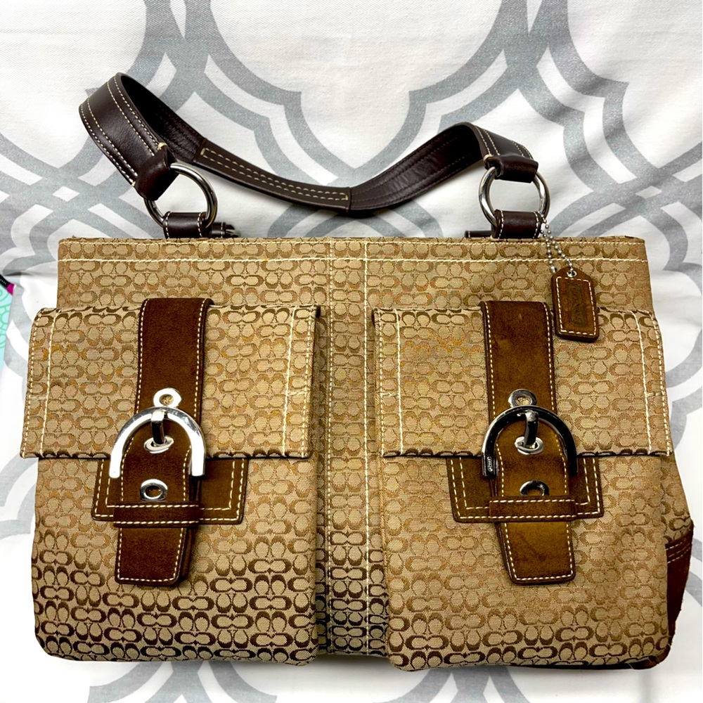 VINTAGE COACH SOHO small signature C suede and canvas large tote. #6427